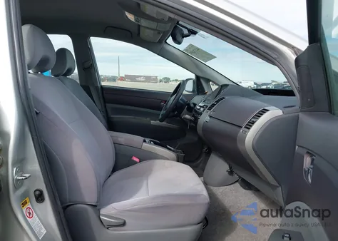 2005 Toyota Prius from USA, damaged, VIN JTDKB20U853018821